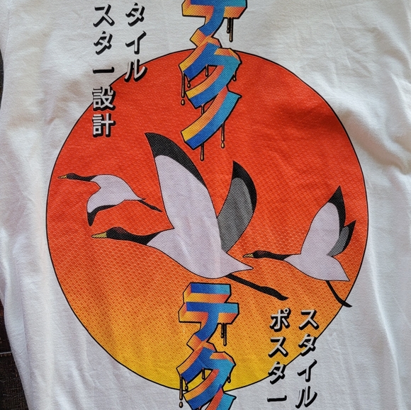 Ukiyo-e style Crane graphic tee - Picture 2 of 3